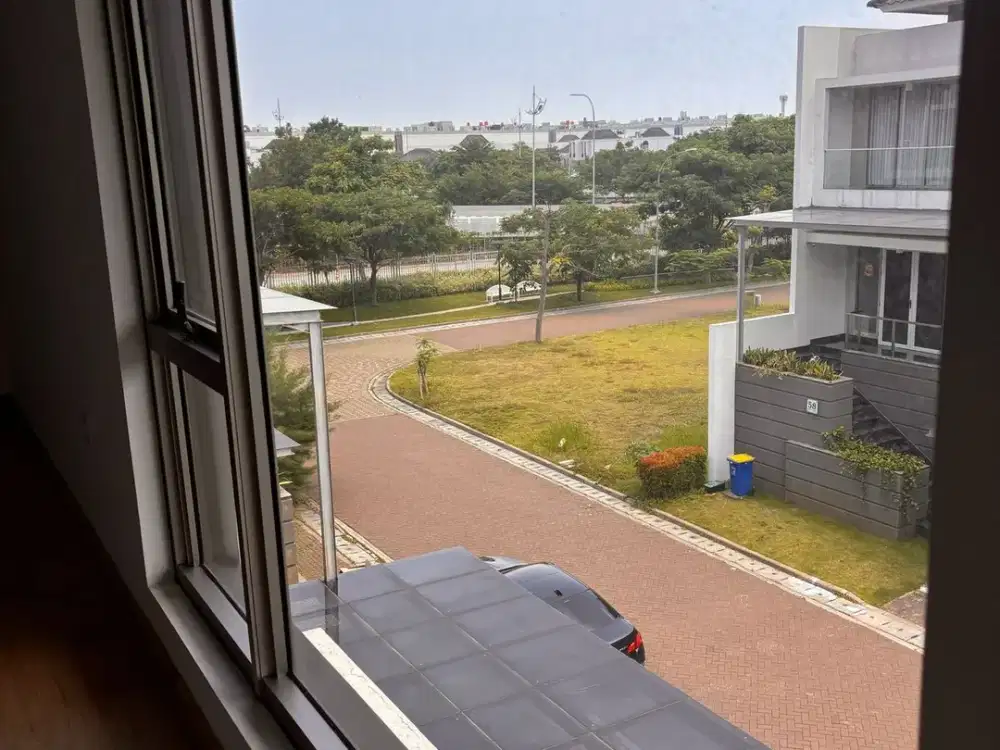 DIJUAL Rumah GOLF ISLAND PIK uk 12X20 HARGA 14M!