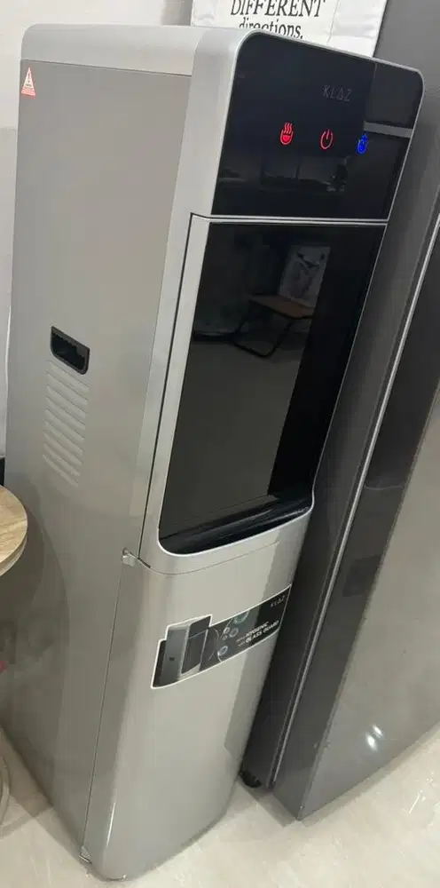 Dispenser klaz ace hardware