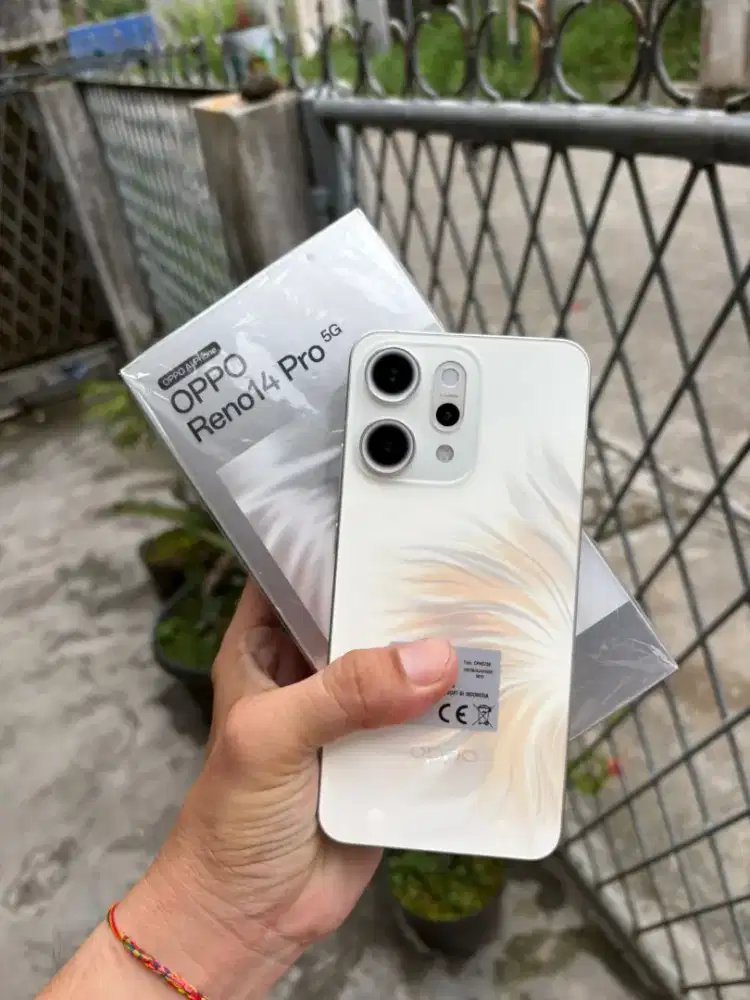 Oppo Reno 14 Pro 5G 12/512 Garansi Resmi April 2027