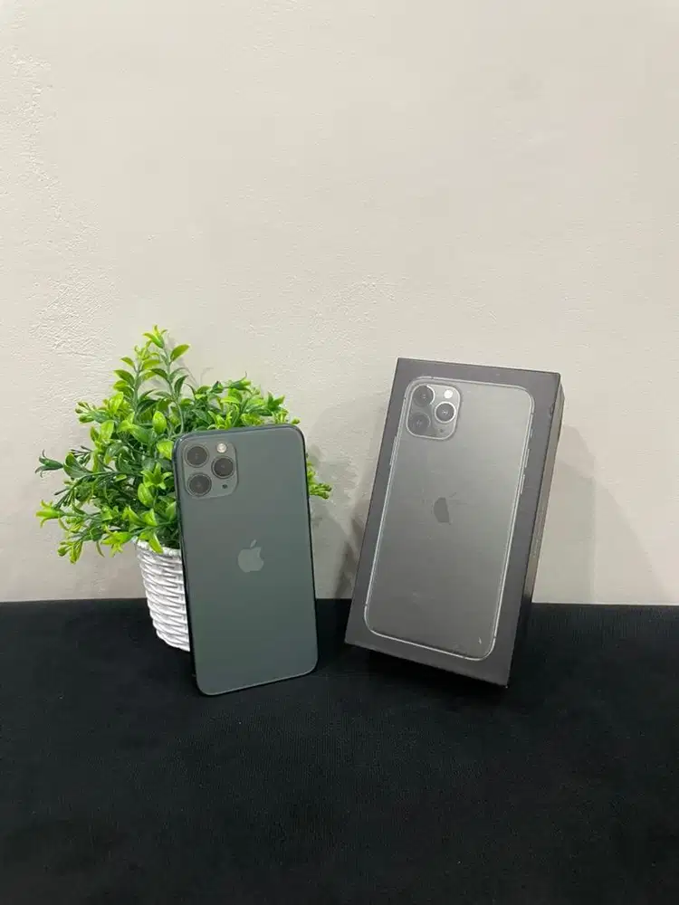 IPhone 11 Pro 256GB Green mulus Fullset BH 100% Sinyal Permanent