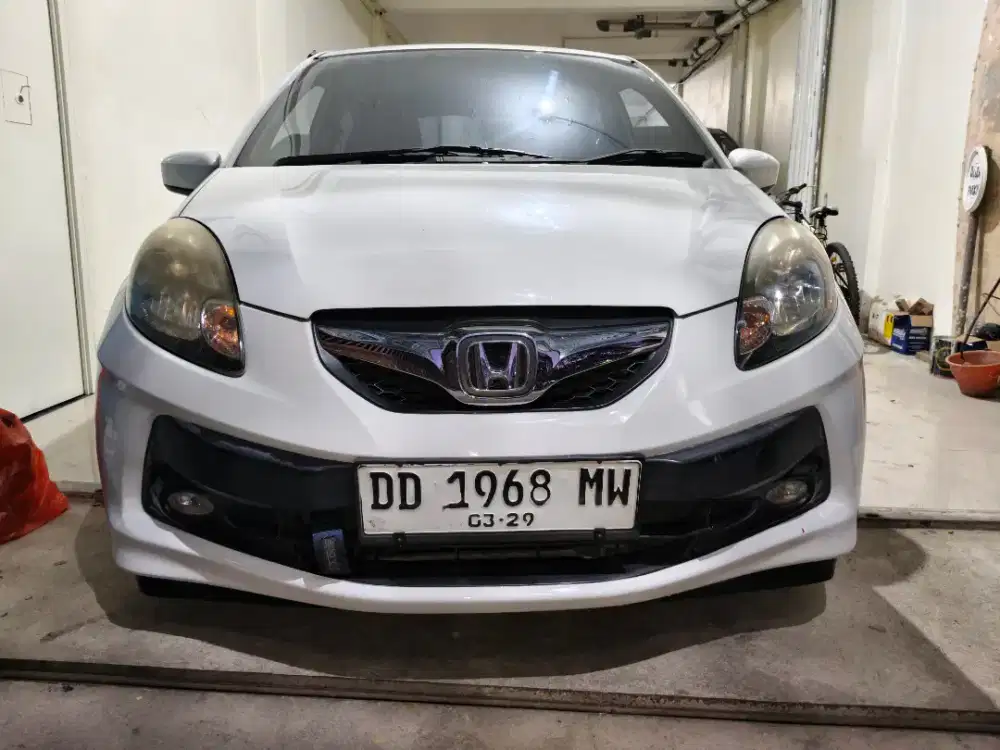 Obral MURAH! Honda BRIO 1.2 E CVT matic 2014 / 2015 RS at dp rendah