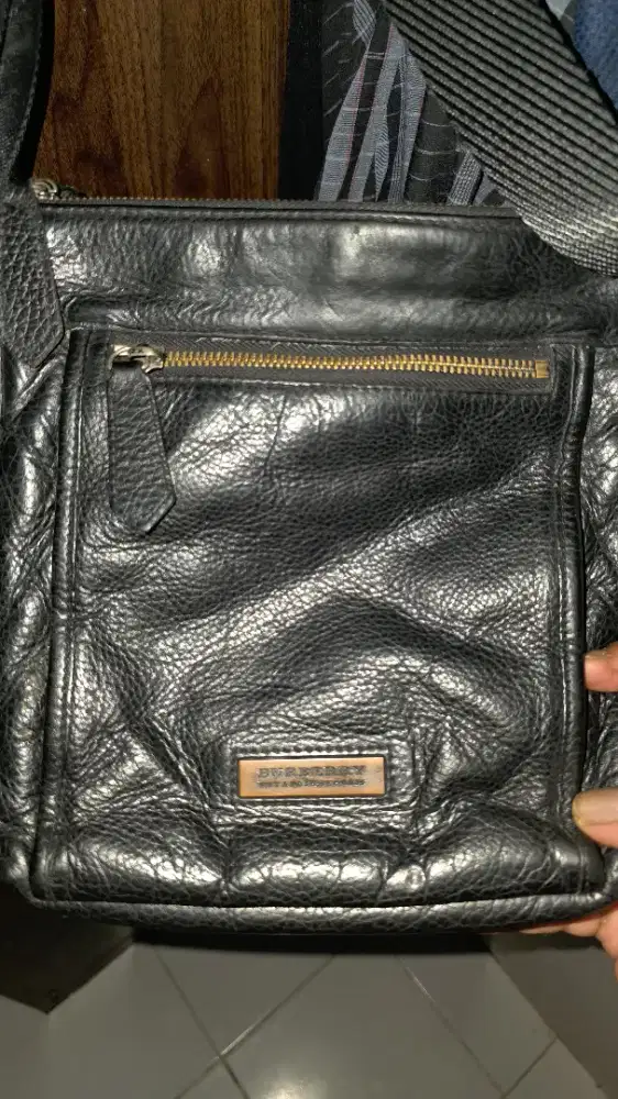 Tas pria kulit burberry