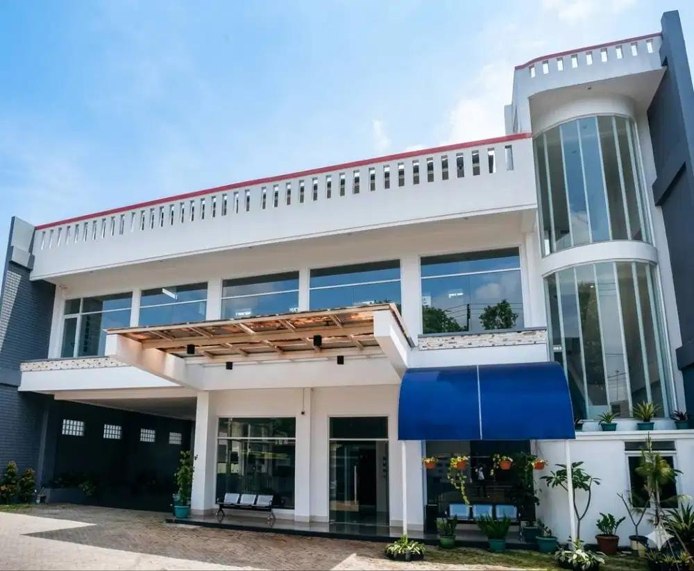 JUAL GEDUNG SERBAGUNA Perkantoran/Komersil DEKAT EXIT TOL CILEUNYI