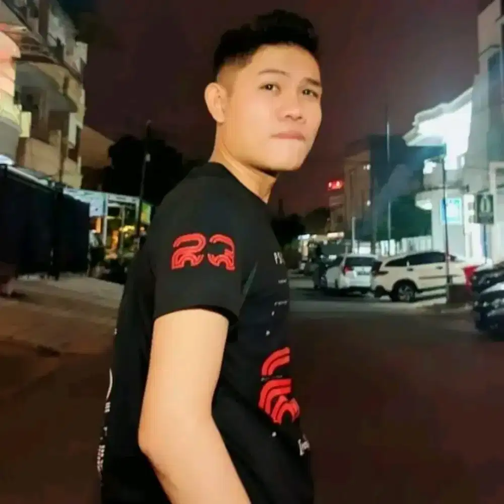 cari  pekerjaaan art pria dan restoran