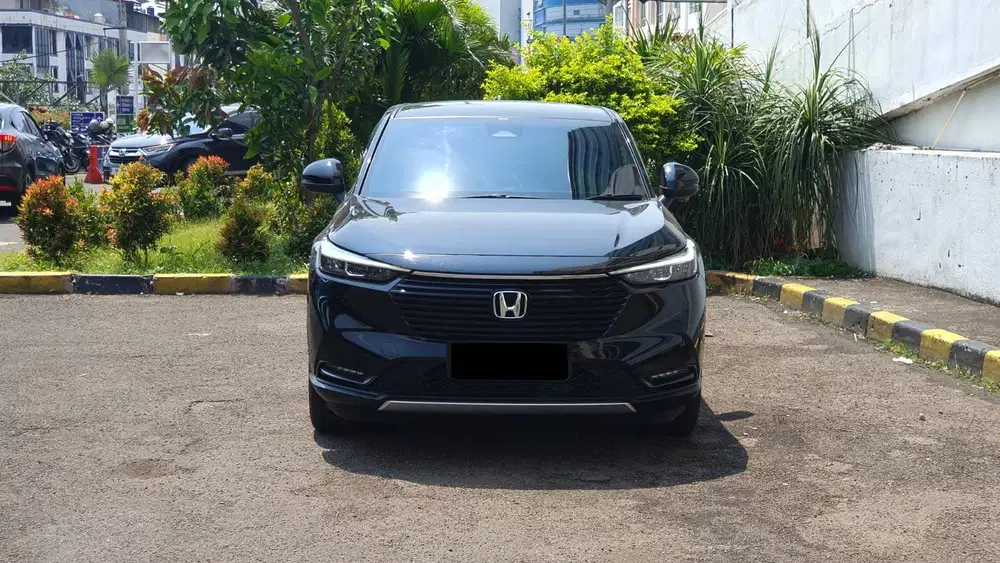 Honda HRV HR-V SE 1.5 Sensing Panoramic Hitam 2025 NIK 2024 Like New
