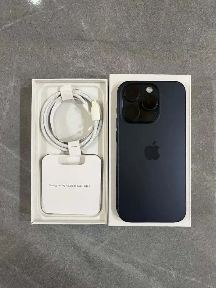 iPhone 15 pro 128GB INTER