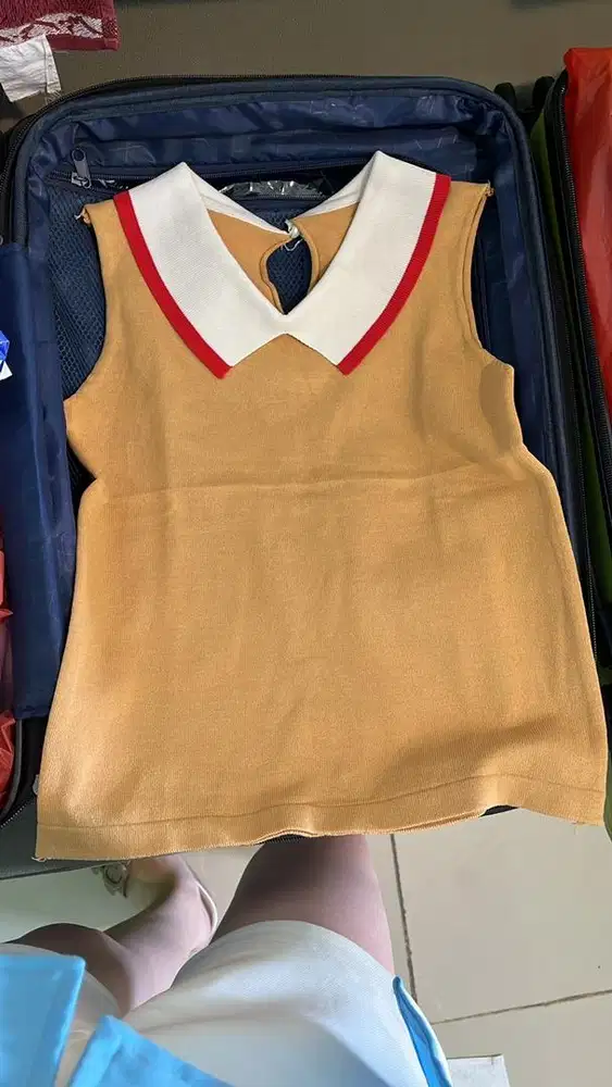 Baju atasan /crop top