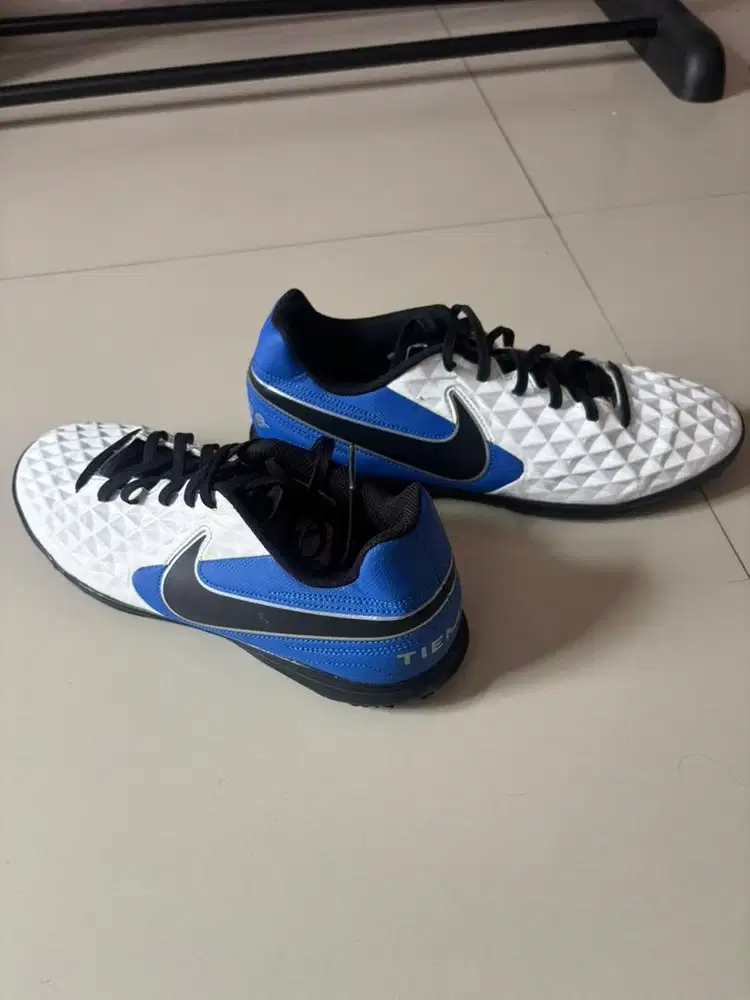 Sepatu futsal minisocer oke lapang cort oke