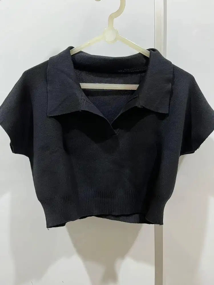 Crop top / baju atasan