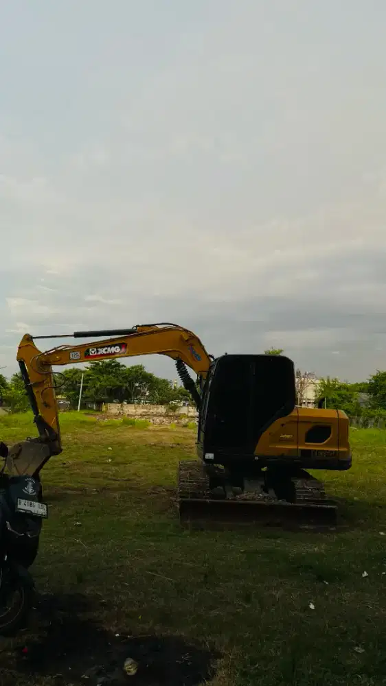 Alat Excavator XCMG PC-75