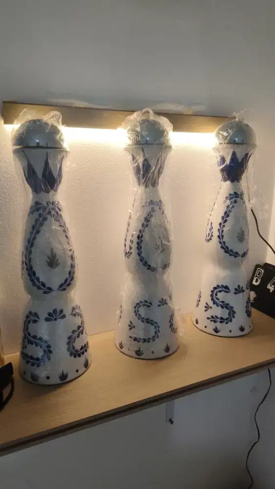 Botol azult cocok buat pajangan atau koleksian