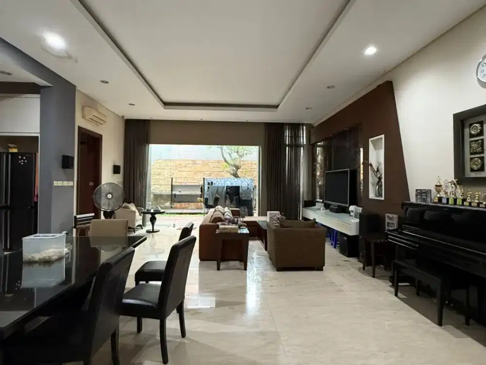 TURUN HARGA DIJUAL CEPAT RUMAH PIK 1 LAYAR PERMAI