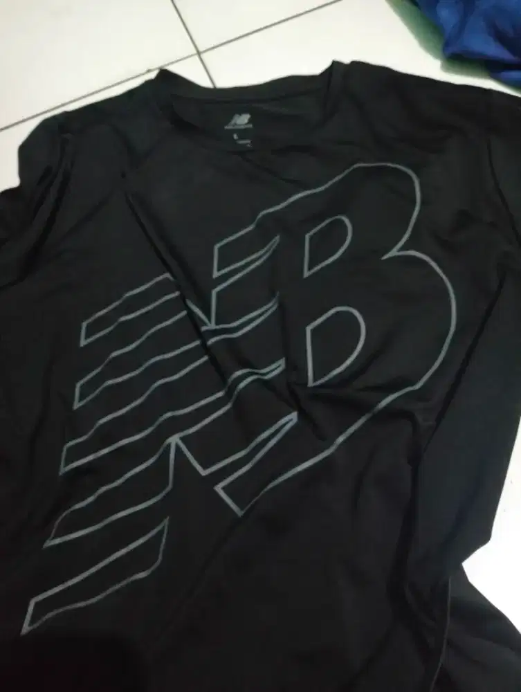 Kaos new balance ORI size L Made in Indonesia msh gres