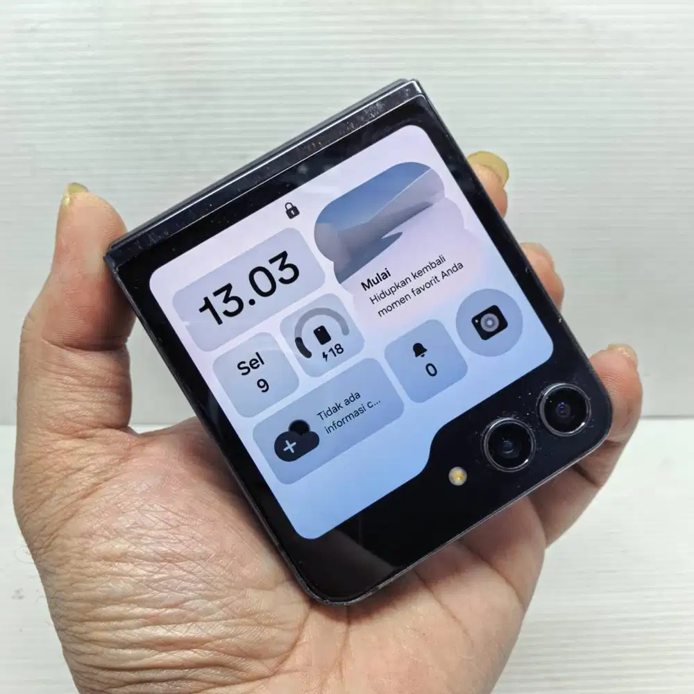 TERMURAH! AMSUNG GALAXY Z FLIP 5 5G 8/256 GRAPHITE RESMI SEIN NO MINUS