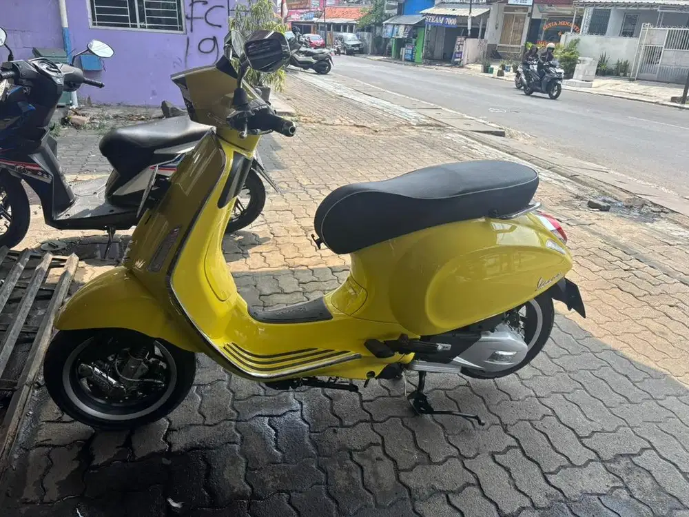 Vespa sprint tahun 2024