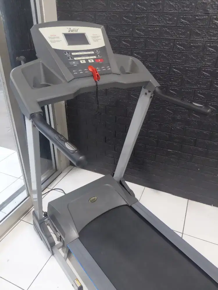 Treadmill X2Fit Incline Otomatis