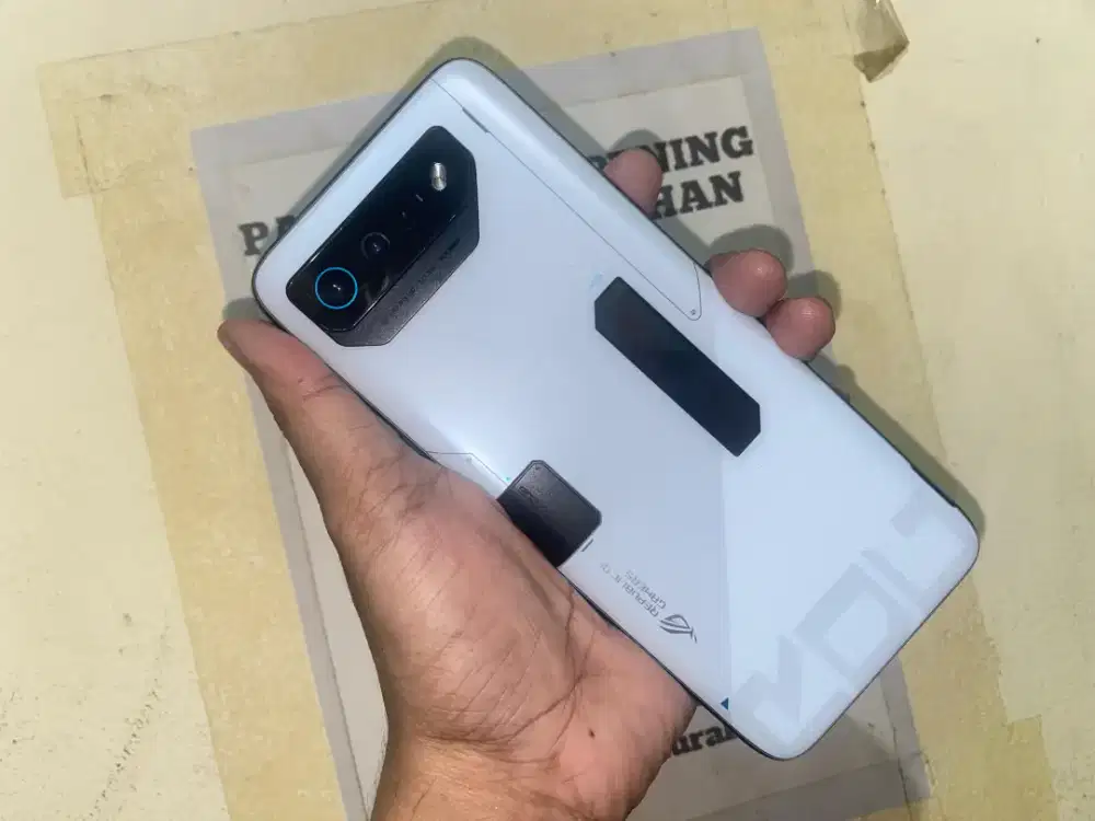 ASUS ROG 7 Ultimate 16/512