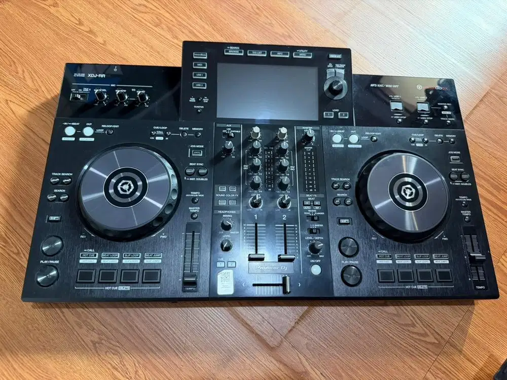 Sale Pioneer XDJ rr kondisi normal lengkap softcase