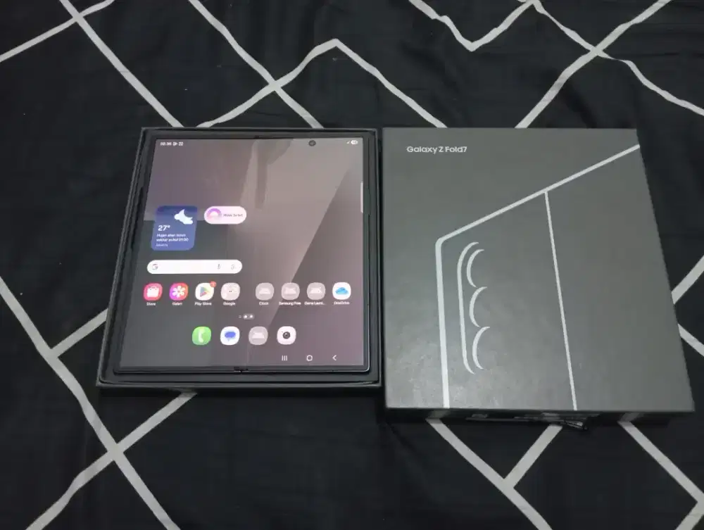 Samsung Galaxy Zfold 7 Ram 12/512Gb Sein Normal Fullset