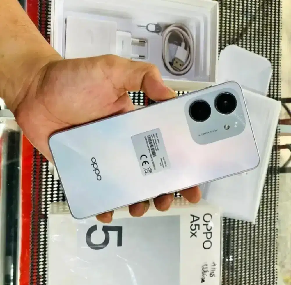 jual atau tuker tambah oppoA5x 4+4/128 batre awet 6000 mah