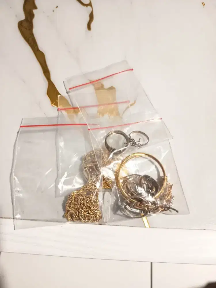 TERIMA EMAS DENGAN HARGA TINGGI