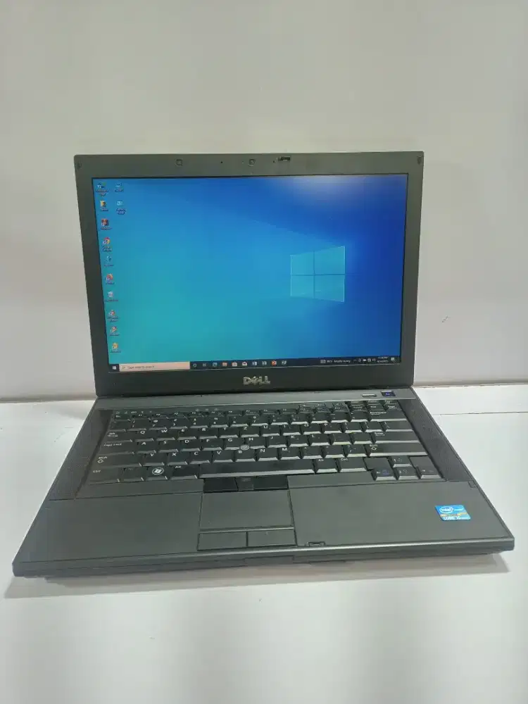 Laptop Dell Latitude E6410 Core I5 Ram 4 Normalan Tinggal Pake Aja