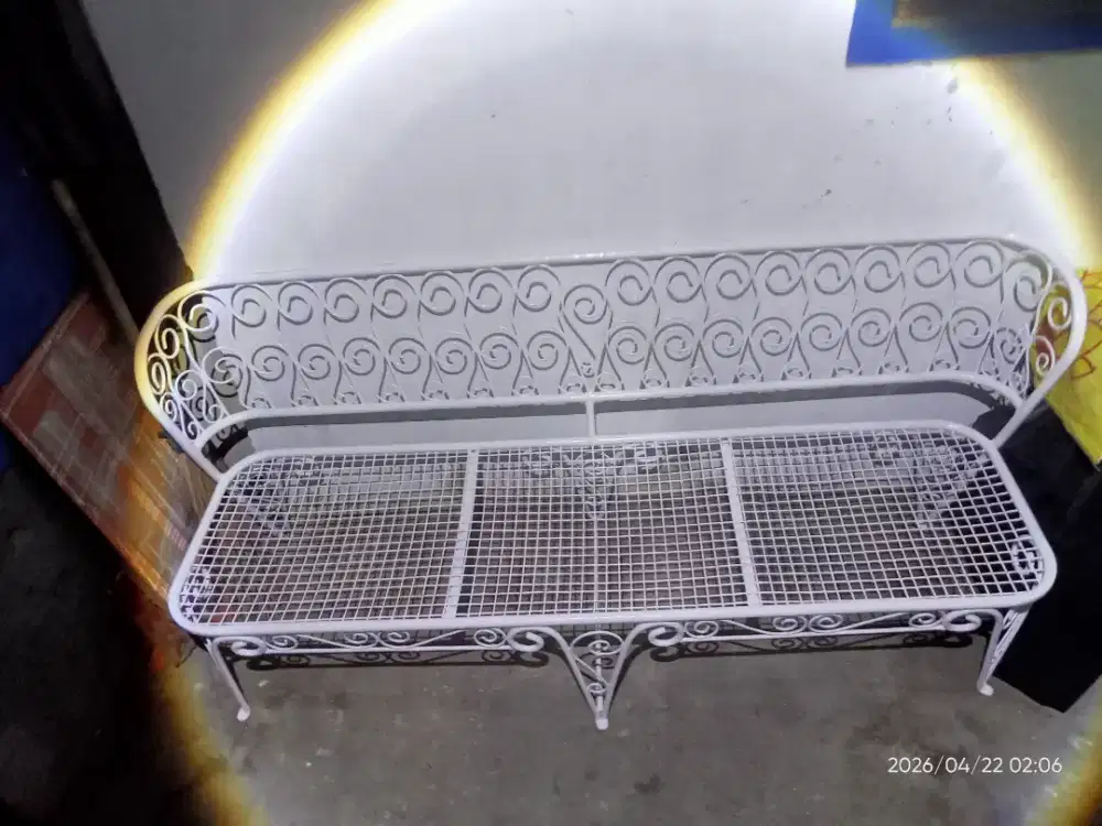 1 Set Kursi Besi Jadul