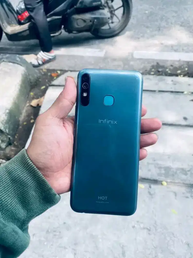 Infinix hot 8 ram 4 64