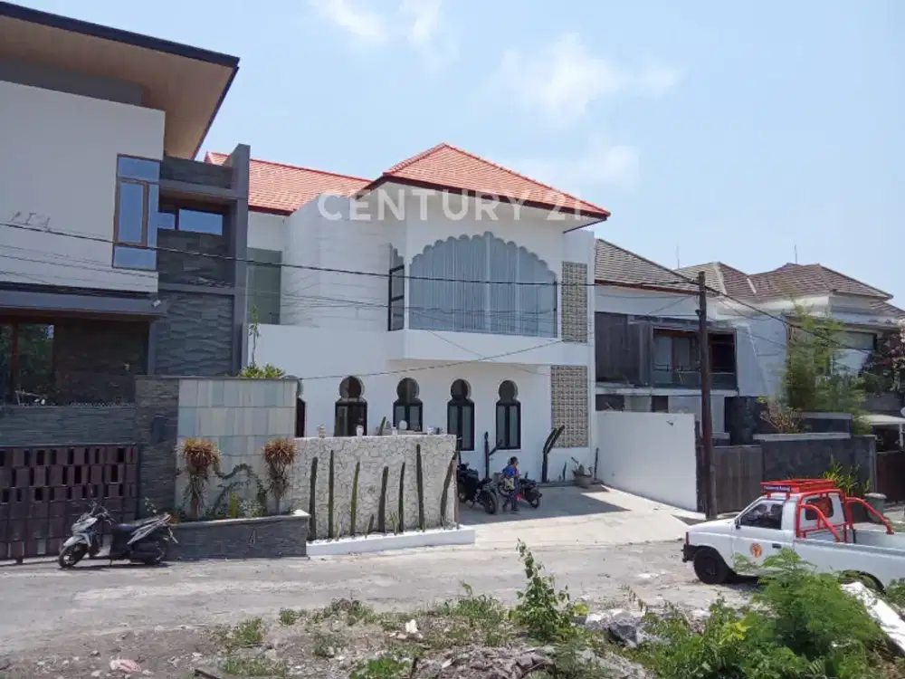 Villa Nyaman 2lt + Basement Di Ungasan Bali