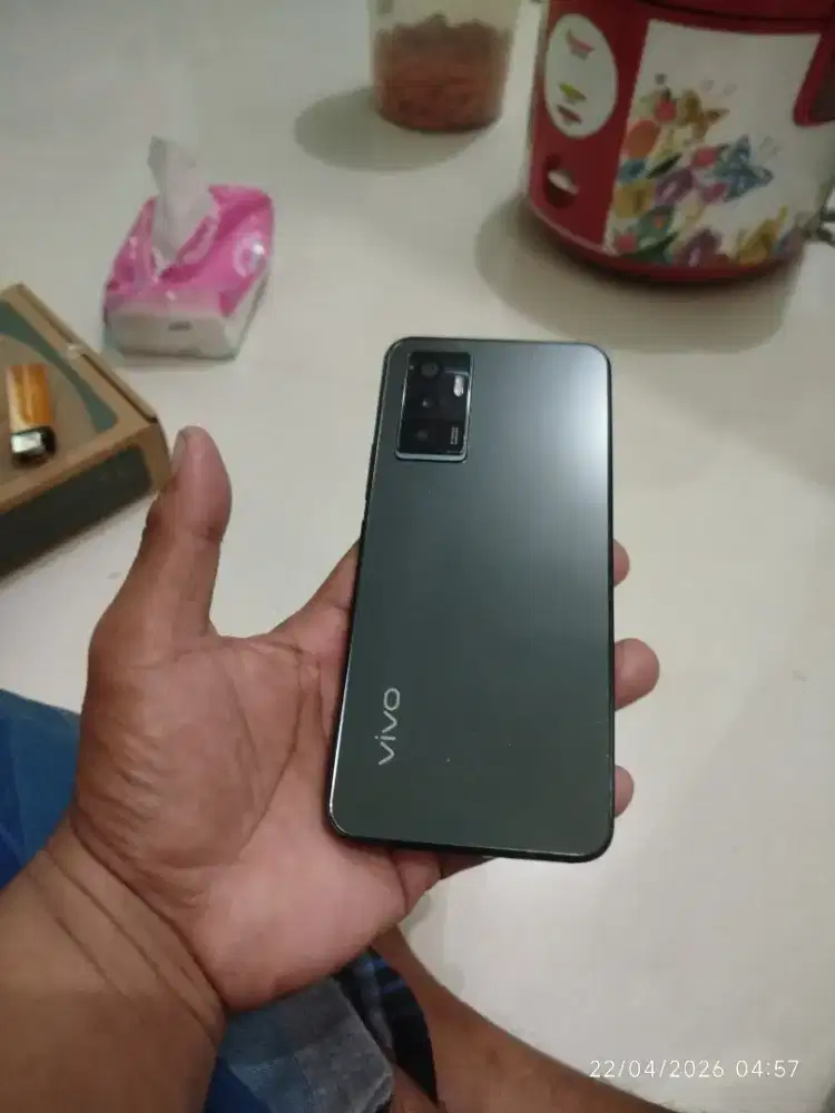 Vivo V23e ram 8/128gb mulus dan normal sidik jari di layar
