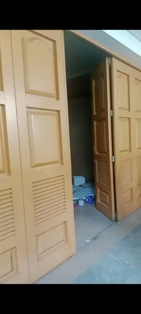 Pintu Garasi besi Wina 8 daun 255 x 550 cm