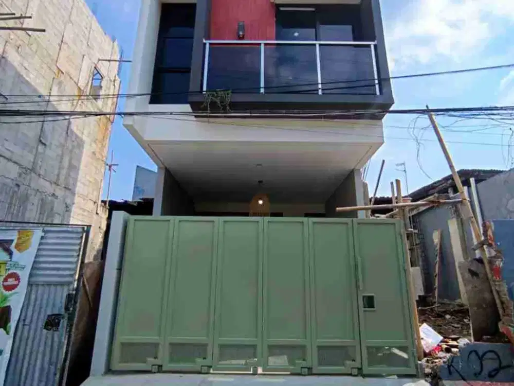 Rumah Mewah minimalis Lokasi strategis dekat suntermall