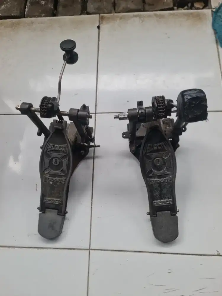 Double pedal peace velocity