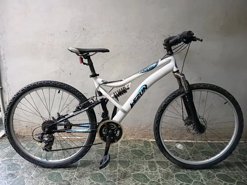 Mtb 26 Polygon Lerun Cooper . Normal. Ttambah speda bisa jg