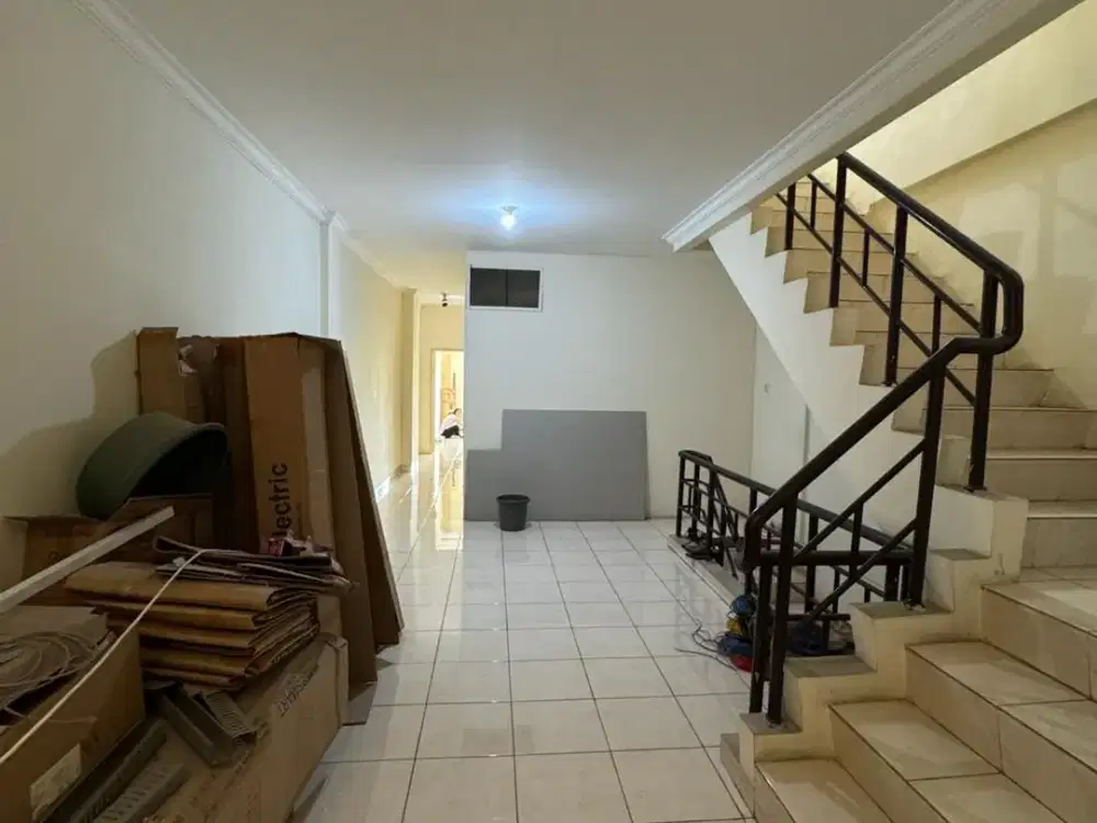 MAU Dijual Cepat / WTS Ruko di Mutiara Taman Palem Cengkareng Timur, Jakarta Barat