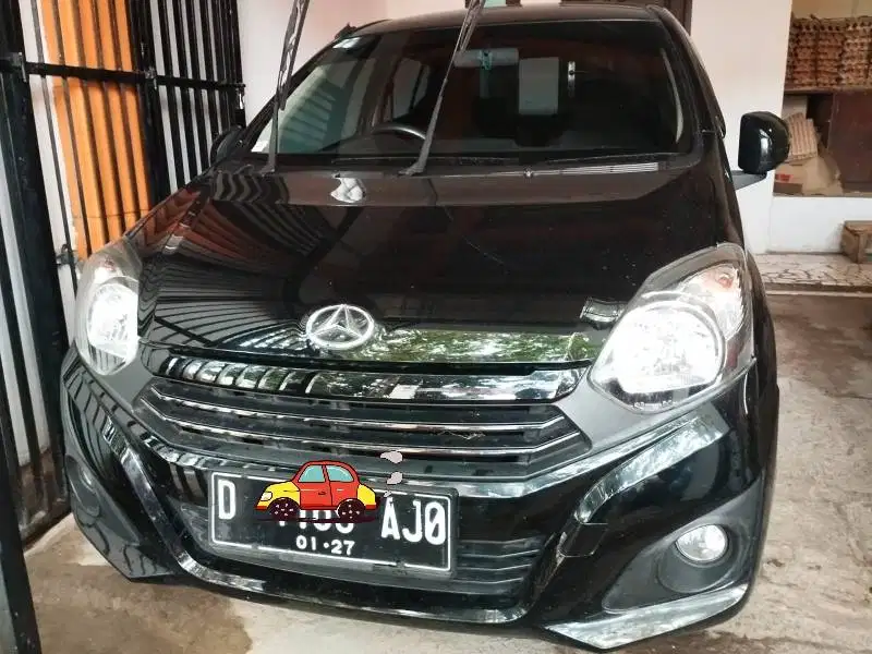 Jual Ayla 1.0 MT Hitam