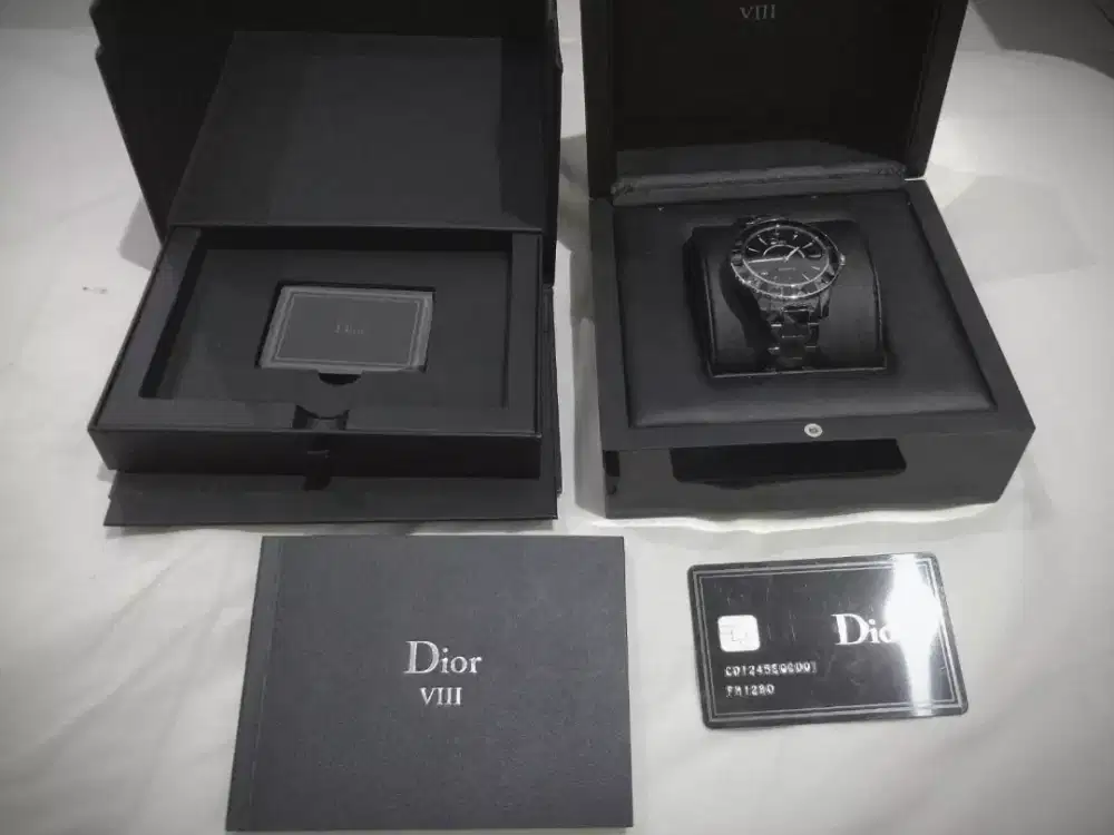 Jam Tangan Dior