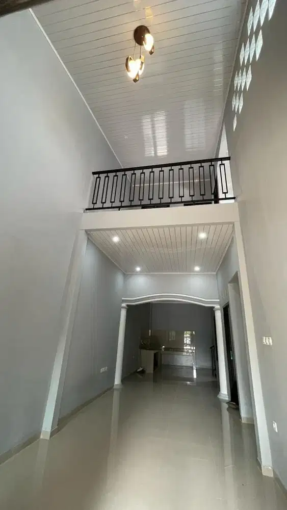 Disewakan Rumah Asri Depan Taman, Cluster di Bukit Cimanggu City