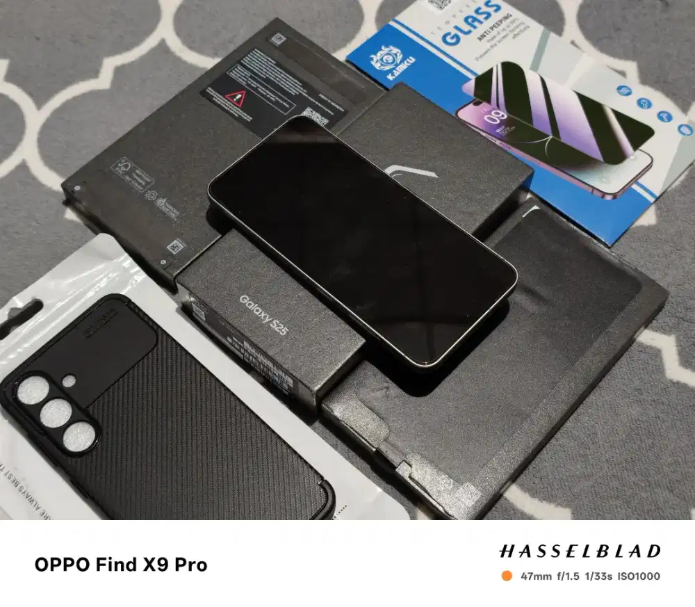 Samsung S25 Basic 12/512GB Fullset Original, Like New