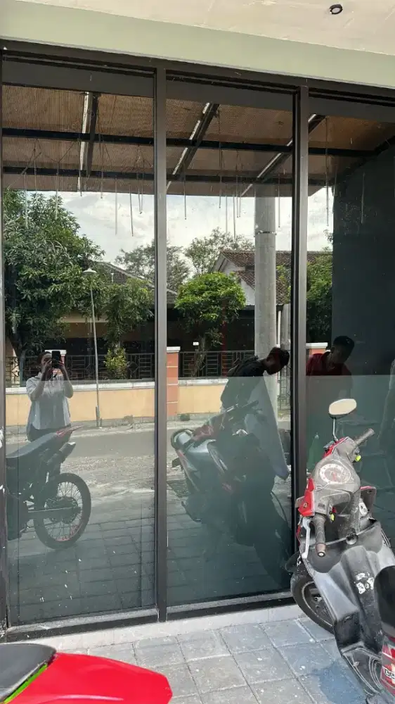 Tenaga Laundry Servis