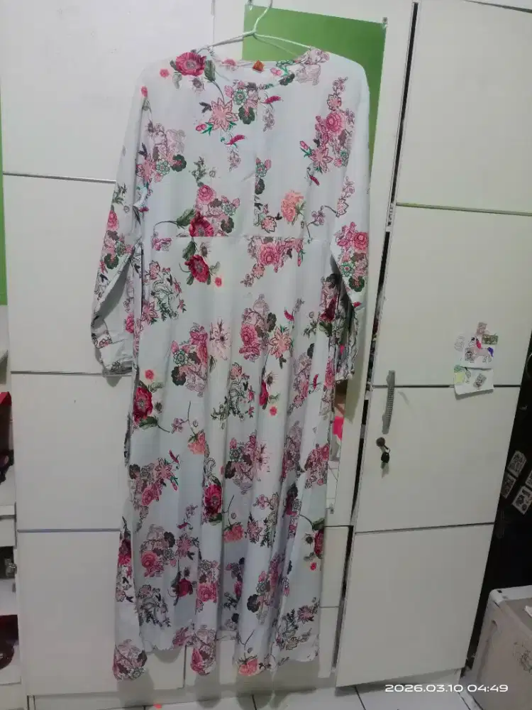 Preloved gamis dan Khimar wanita