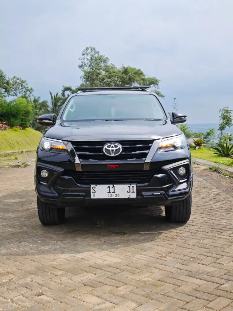 Toyota Fortuner VRZ TRD Sportivo km 31rb 2019 Kilometer Rendah