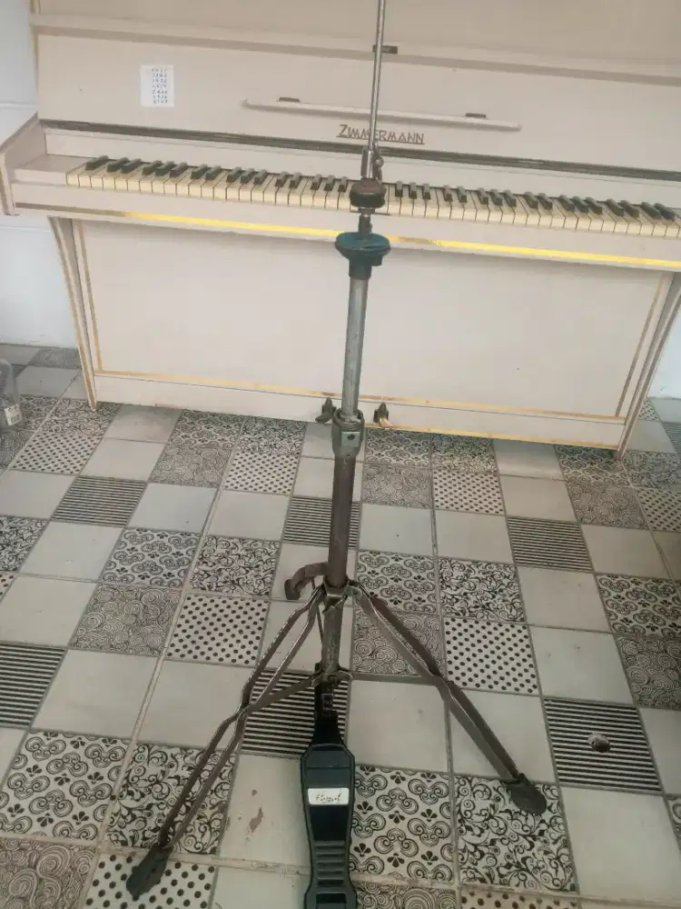 Stand Hi hat PEARL + Clutch  / minus dikit