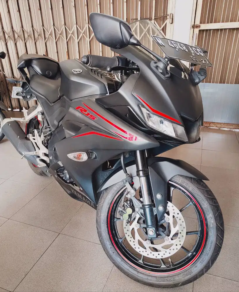 DIJUAL MOTOR YAMAHA R15 2017