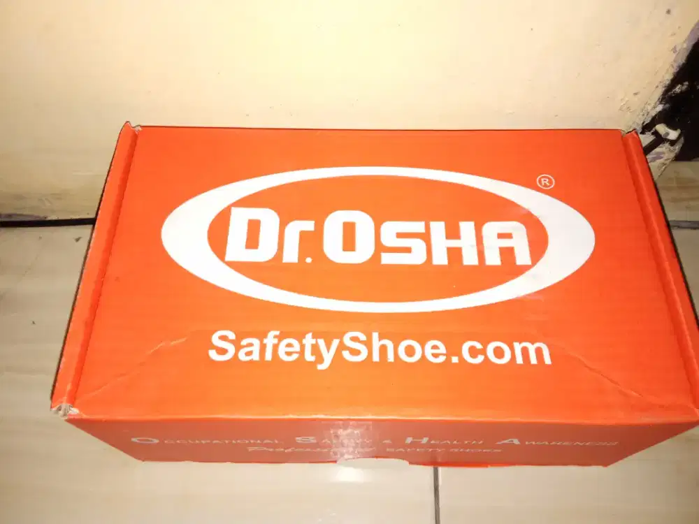 Sepatu safety Dr osha