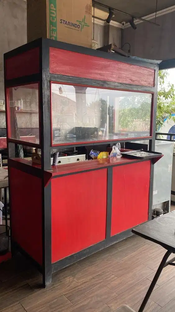 Gerobak Kayu Jati Bekas Usaha Kedai Kopi