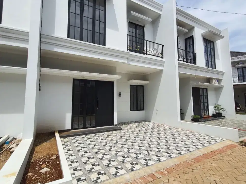 Jual rumah belakang alun-alun kota Depok