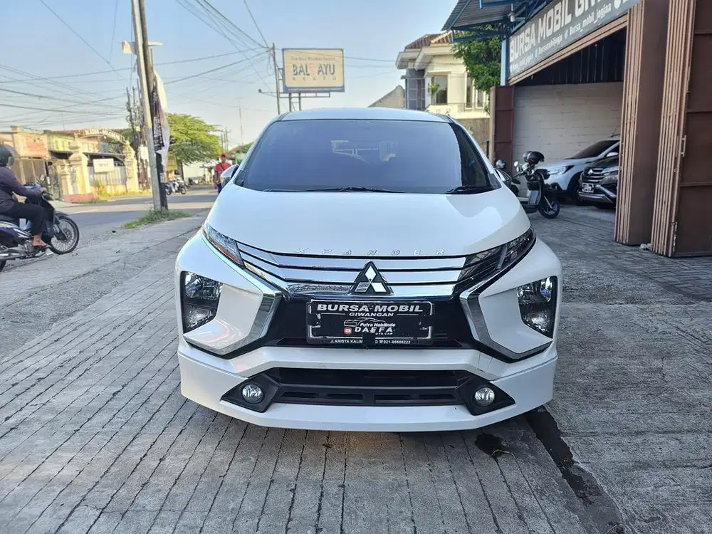 MITSUBISHI XPANDER ULTIMATE 2018 Matic Putih