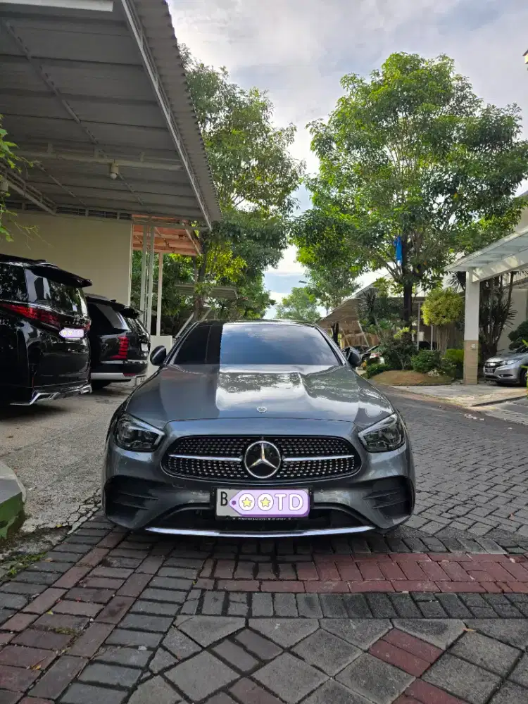 Mercedes E300 Mercy terawat full UPPF