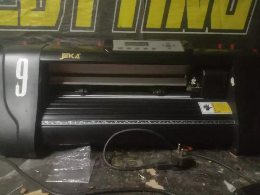 MESIN CUTTING STICKER